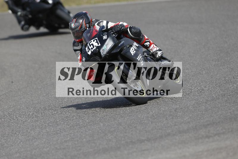 /37 09.08.2026  Pluess Motosport ADR/Freies Fahren/453